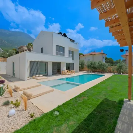 Neo With 2 Private Pools, Bbq, Jacuzzi And Sauna Вилла *