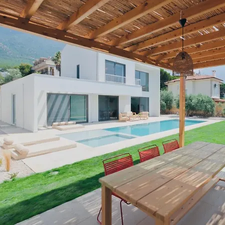 Вилла Neo With 2 Private Pools, Bbq, Jacuzzi And Sauna